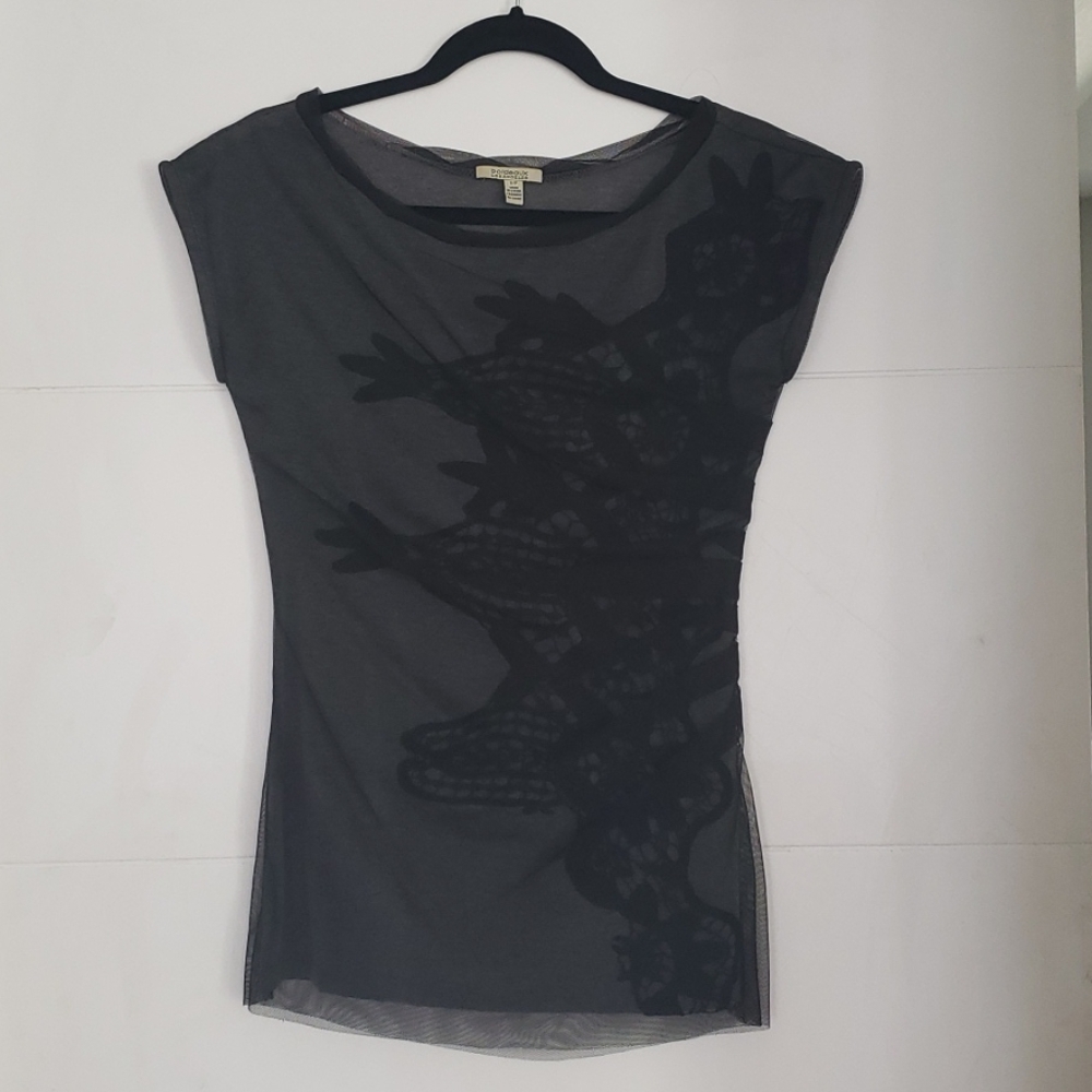 Grey and black top
